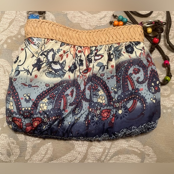 BUTTERFLY PRINT SILK PURSE - Picture 2 of 4